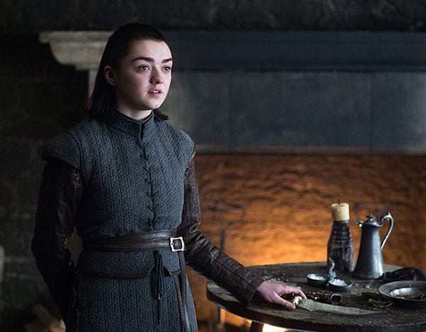 arya with dagger