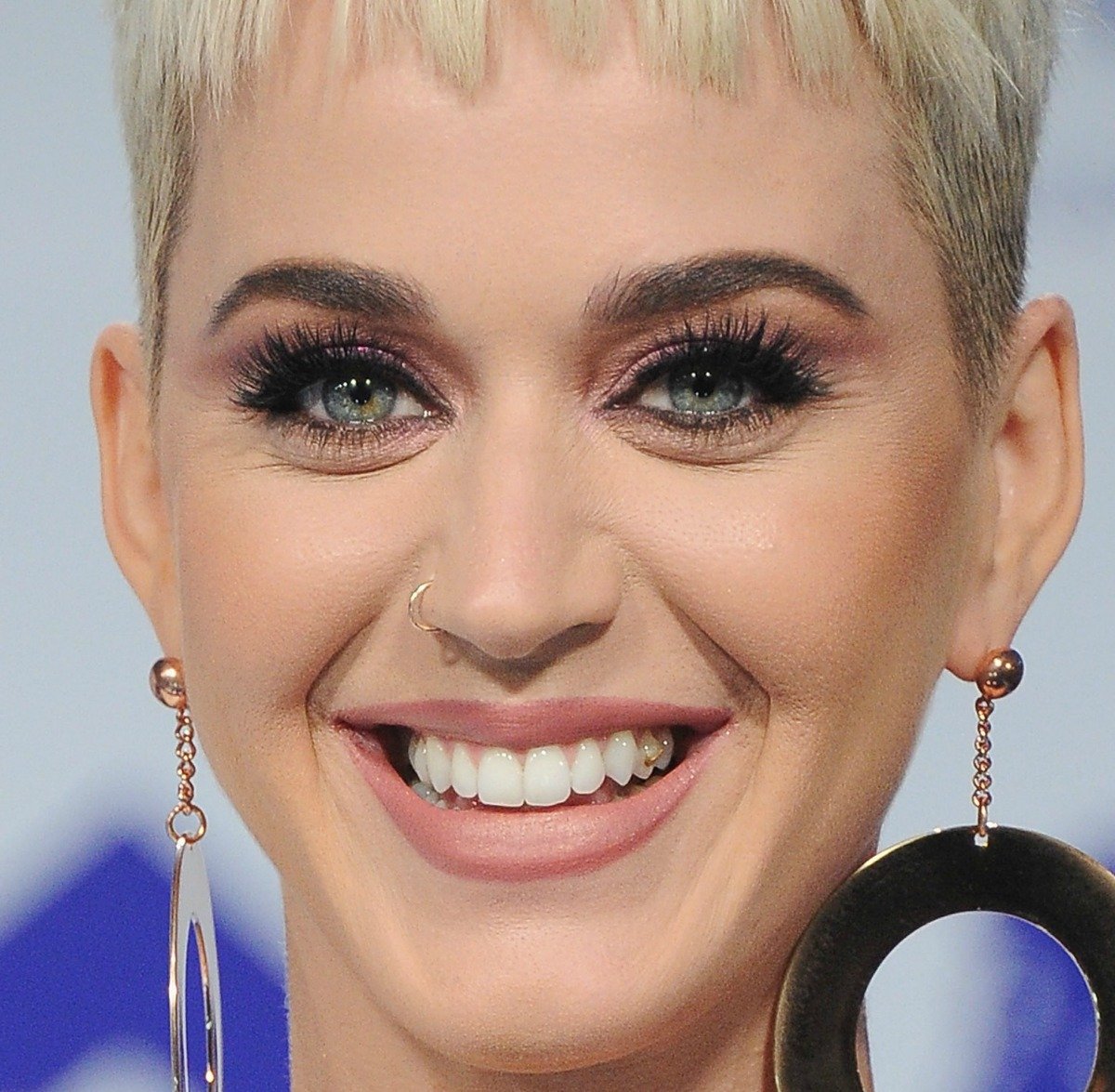 Katy-Perry-VMAs-2017-beauty