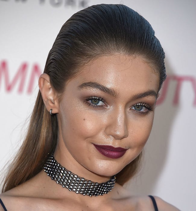 gigi-hadid-bold-eyebrows