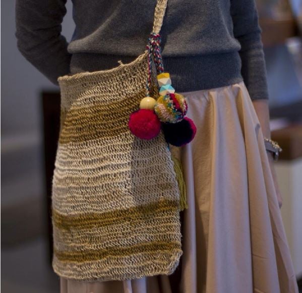 Traditional Woven Bilum  Bags  Empowering Women in Papua New 