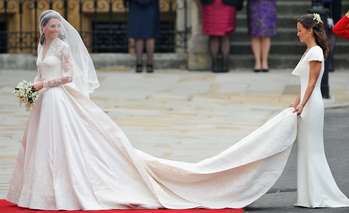 30 Breathtaking Wedding Dresses for Glamorous brides - Praise Wedding | Expensive  wedding dress, Michael cinco gowns, Wedding