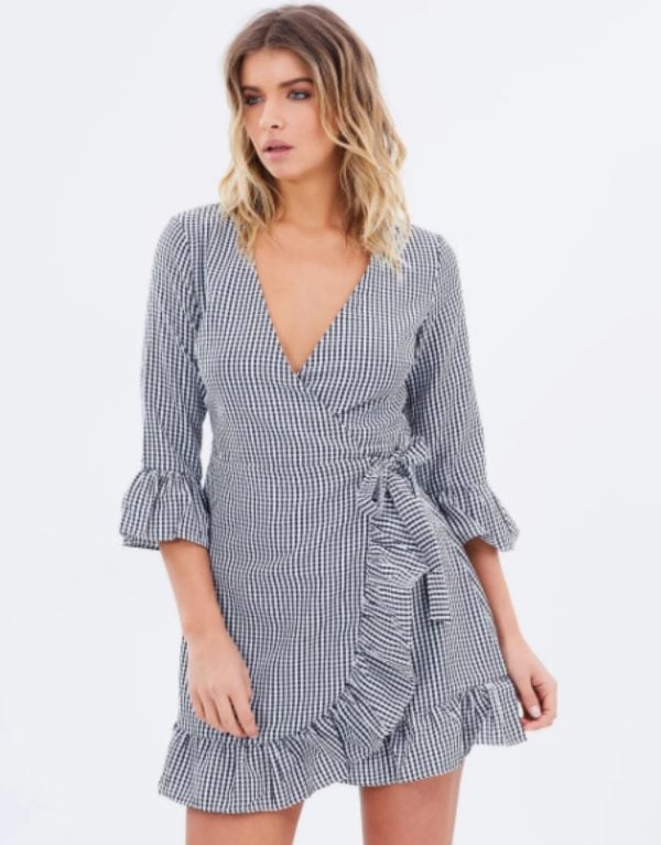 Everyone is wearing this short wrap dress. Here are our 10 favourites.