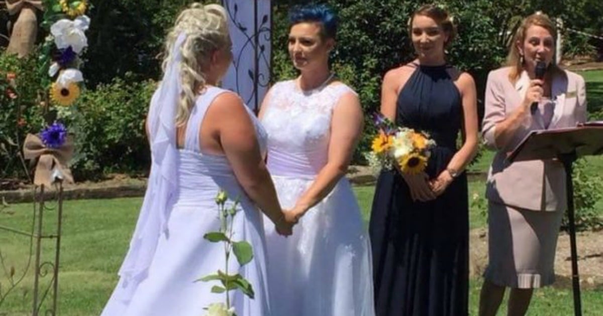 Australia S First Same Sex Weddings Started This Weekend
