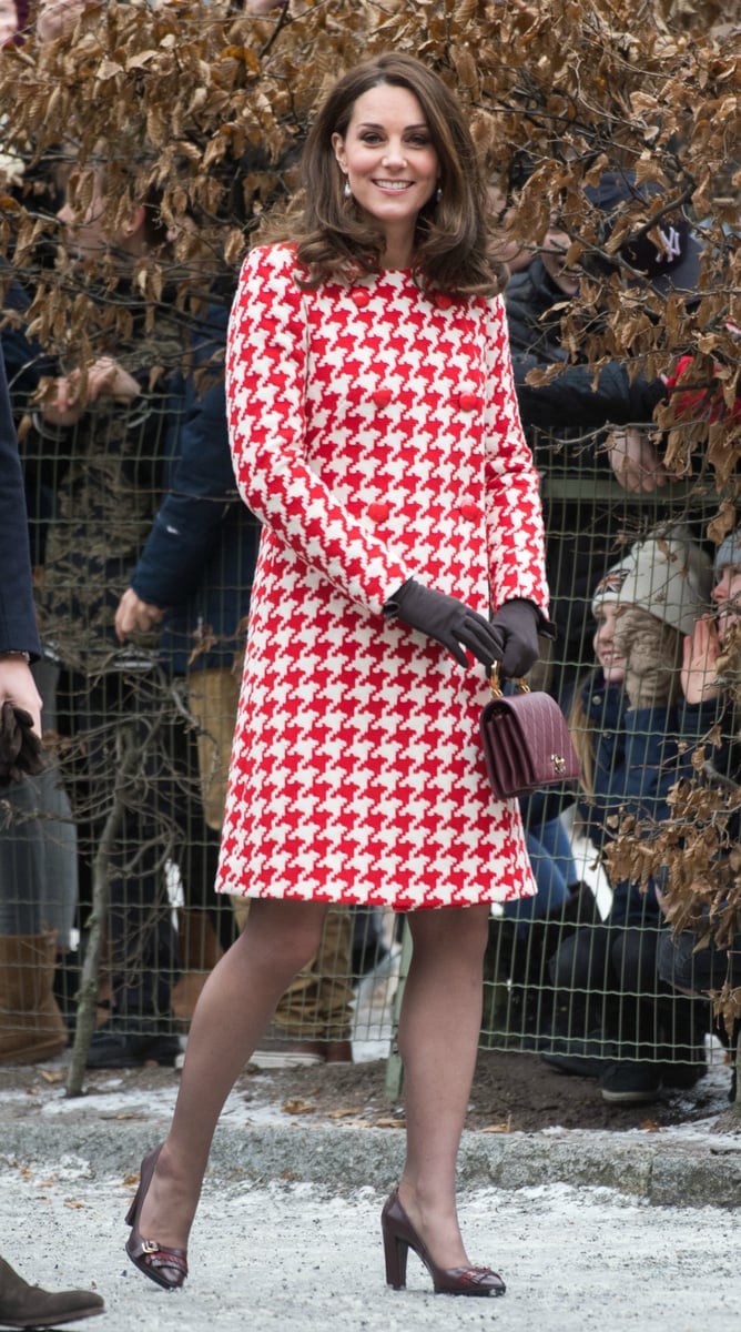 Kate-Middleton2018-tour-outfit-3