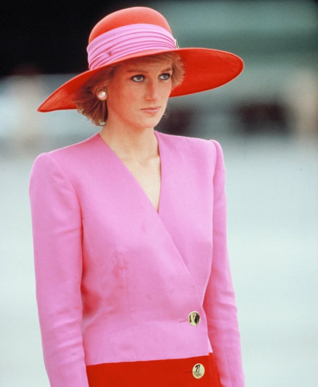 How to wear red and pink together and break the old school fashion rule.