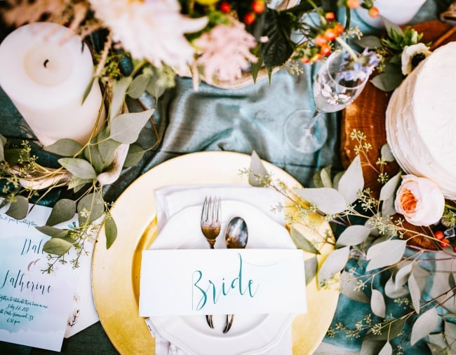 bride table setting