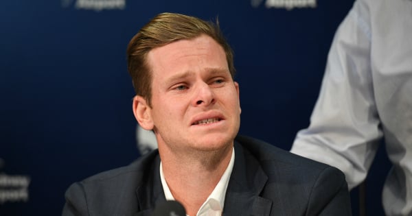 Steve Smith press conference sees former cricket captain break down.