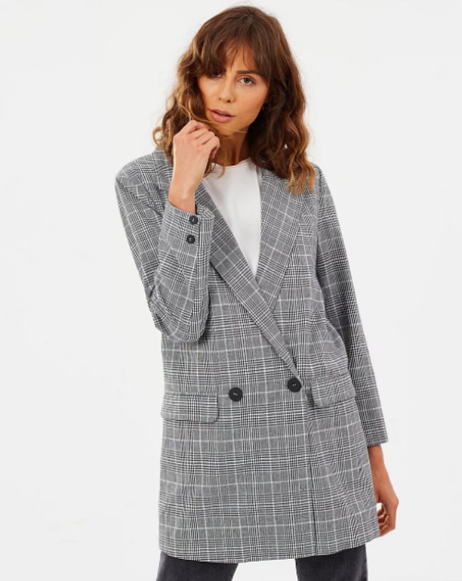 How to wear checked blazers like an Instagram fashion blogger.