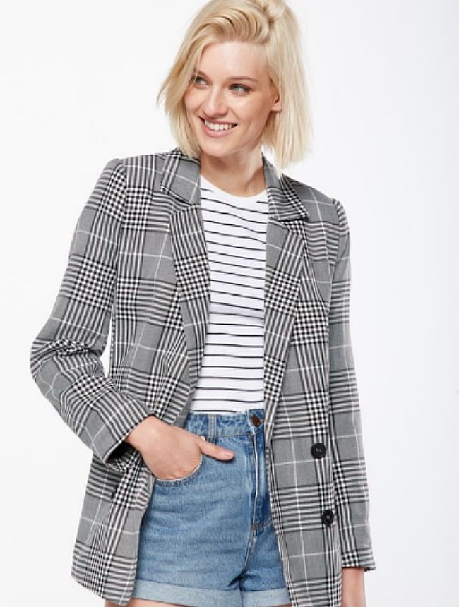 How to wear checked blazers like an Instagram fashion blogger.