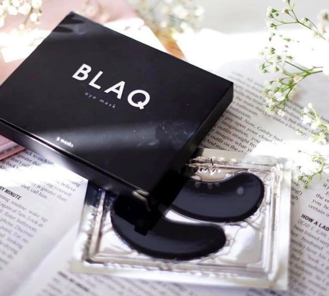 Blaq mask The activated Blaq eye mask.