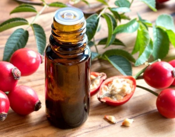 rosehips and rosehip oil