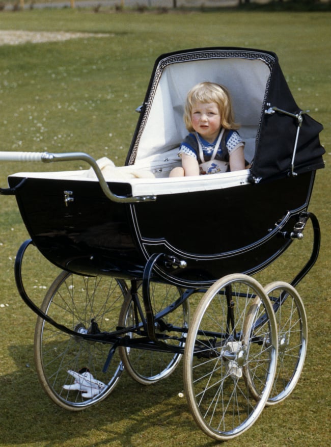 Kate middleton silver cross pram sale