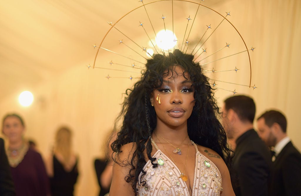 met gala 2018 head pieces
