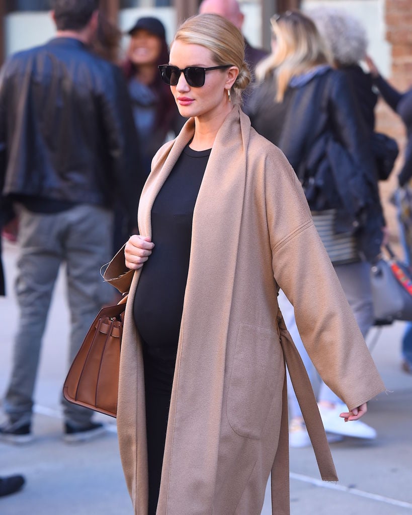 Pregnant Celebrities Style 2018 Celebrity Maternity Fashion Ideas