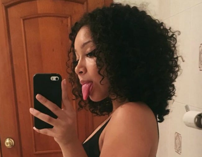 Viral Toilet Selfie When Paula Posted A Bathroom Selfie It Went Viral