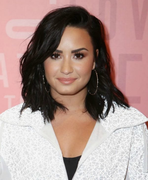 Demi Lovato lob hairstyle inspiration