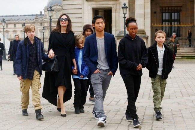 Angelina Jolie & kids