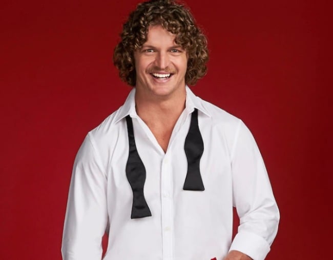 Who is The Bachelor 2018 'Honey Badger'? Nick Cummins and where he came  from.