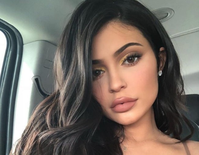 Kylie Jenner no lip fillers: All the theories behind Kylie removing lip ...