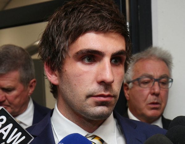 andrew-gaff-afl-punch