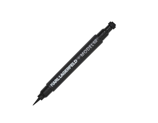 ModelCo Long-lasting Liquid Liner