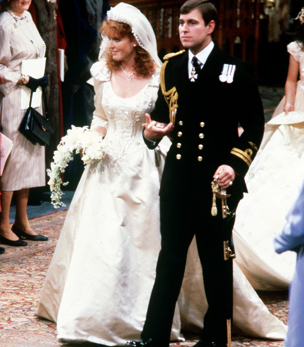 Dairy of a royal bride The fascinating story of Fergie s wedding dress