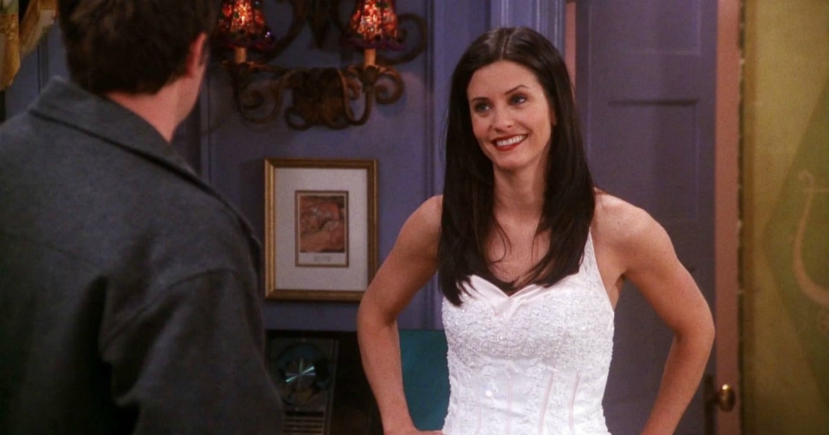 The annoying mistake Friends made with Monica s wedding dress