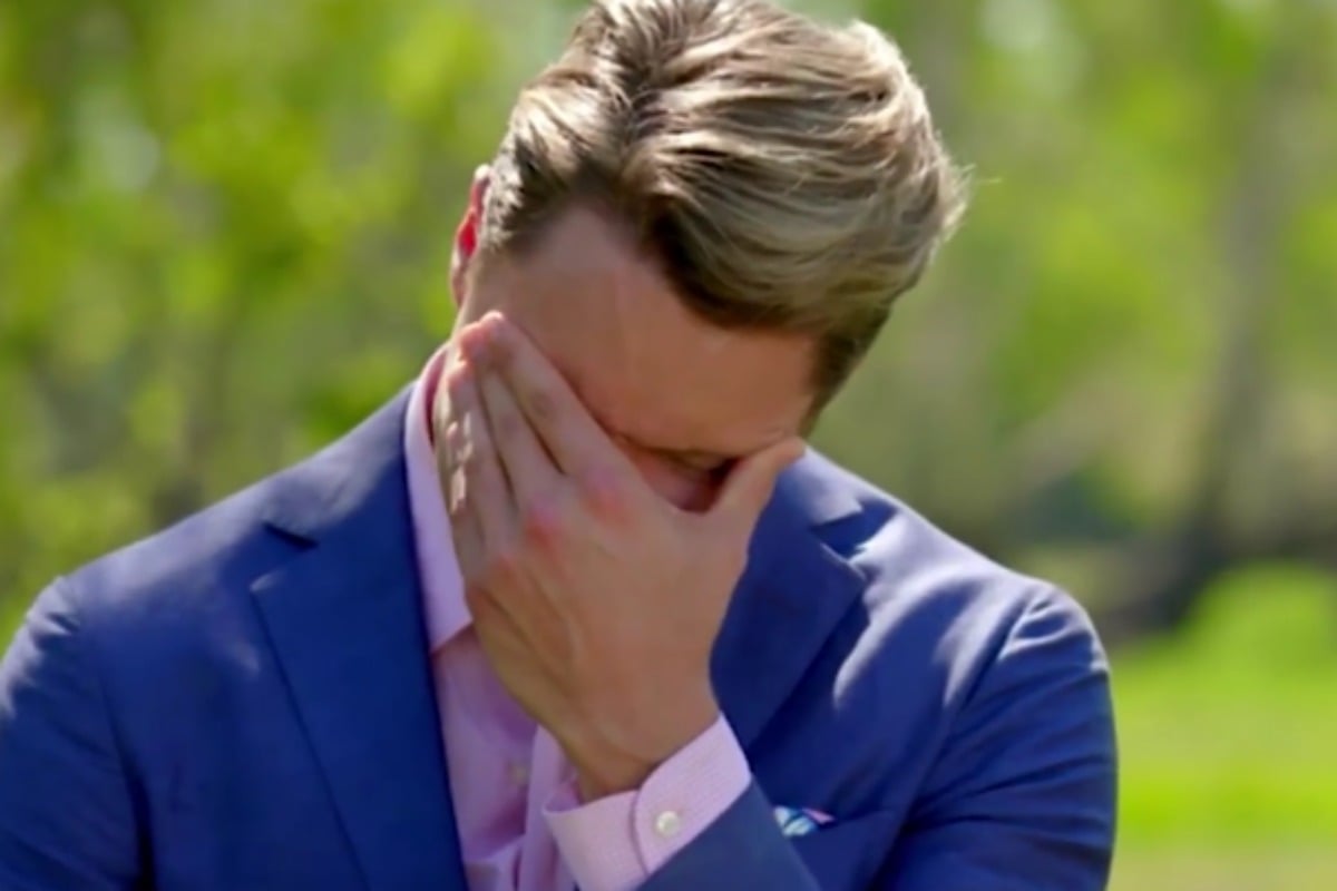 Timm Hanly - Bachelorette Australia - Season 5 - Discussion - Page 8 Todd-king-bachelorette-crying