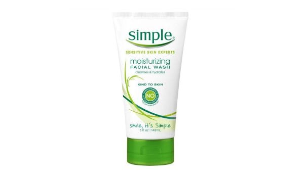 simple-moisturising-face-wash