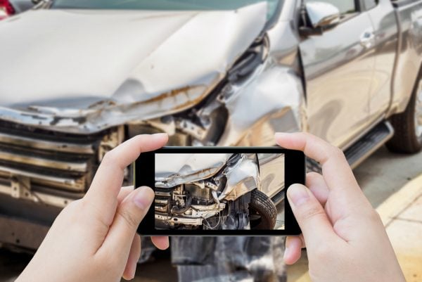 taking-photos-of-a-car-accident