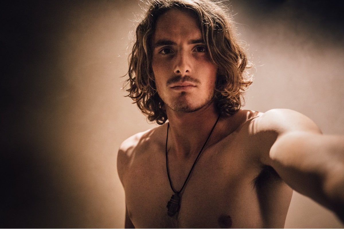 Photography Of Nudes - Greek tennis star Stefanos Tsitsipas just shared a nude ...