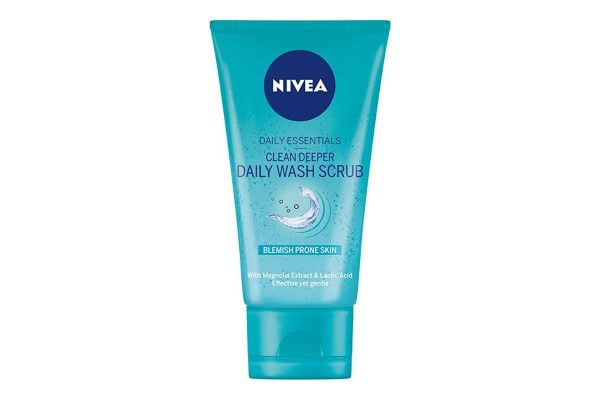 nivea-clean-deeper-daily-wash-scrub