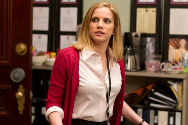 Anna Chlumsky Veep