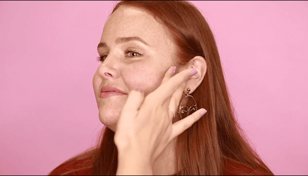 How to contour: 4 easy steps to a natural, non-stripy contour.