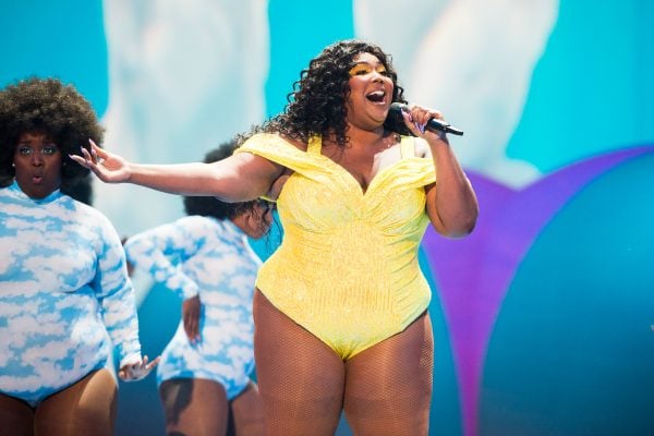 lizzo vma performance