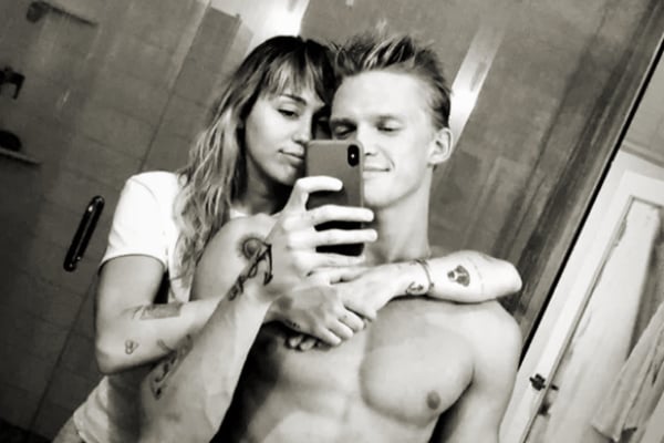 miley cyrus cody simpson