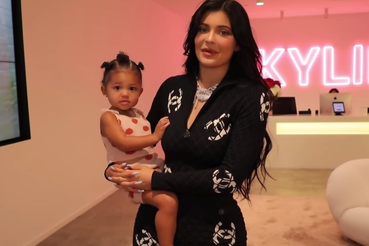 Kylie Jenner Office Tour The 5 Most Bizarre Moments