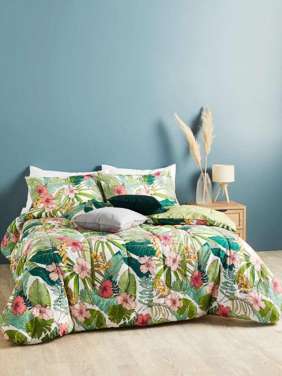 House & Home 3-Piece Maui Pink Comforter Set