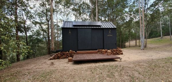 unyoked cabin