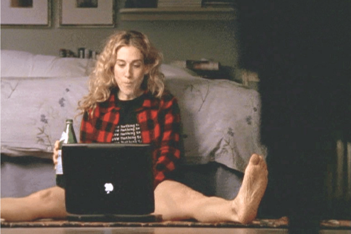 Carrie Bradshaw Apartment 7 Things She Taught Us About Working At